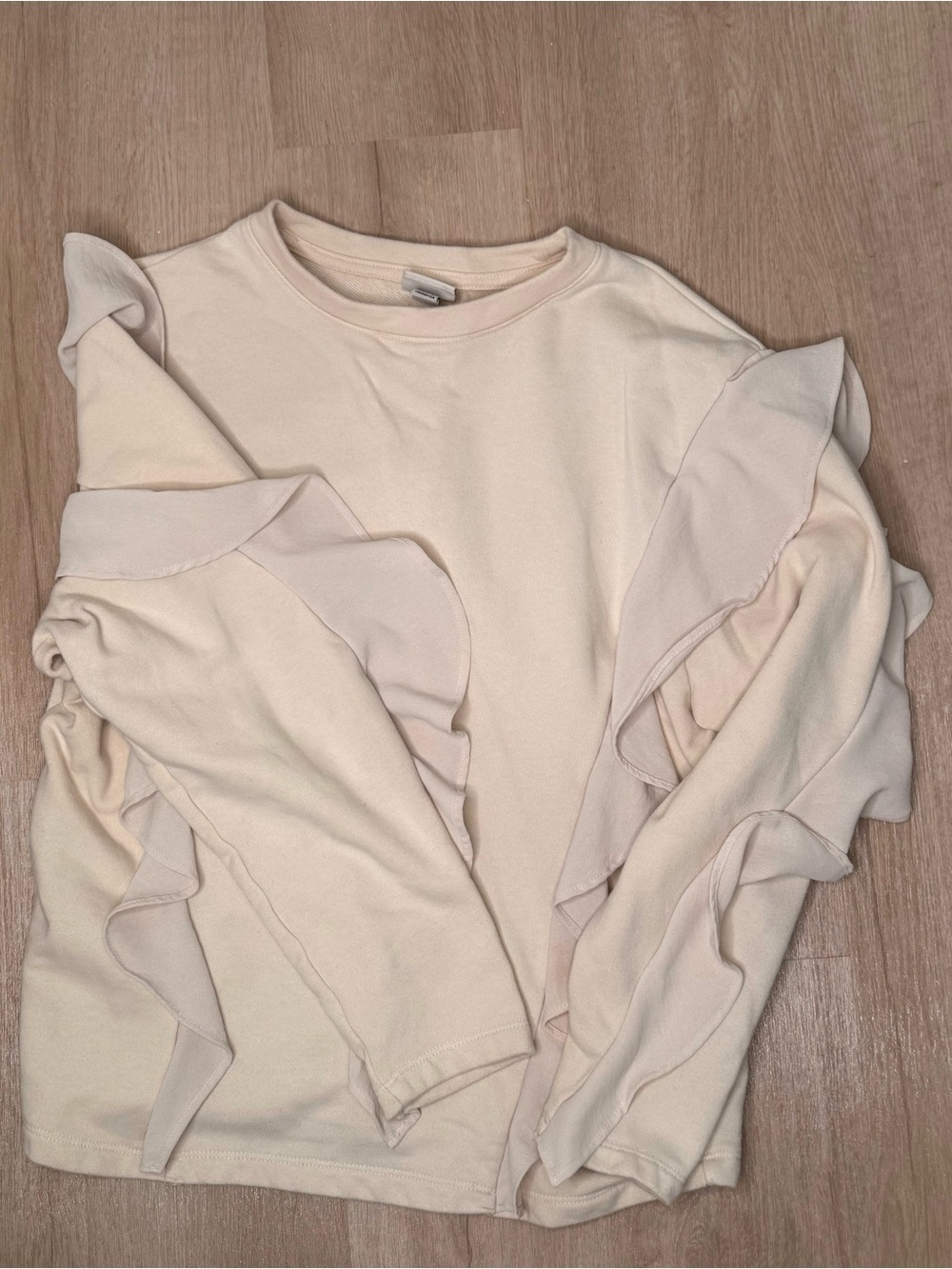 Target Cream Ruffle Long Sleeve Tee - Picture 2 of 3